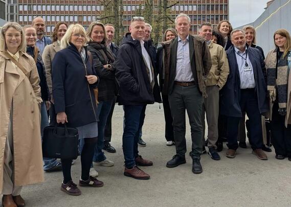 Steinar A. Sæther leder Unios forhandlingsutvalg i staten. Her er hele utvalget før oppstart av årets lønnsforhandlinger. Foto: Forskerforbundet / Lars Kolltveit
