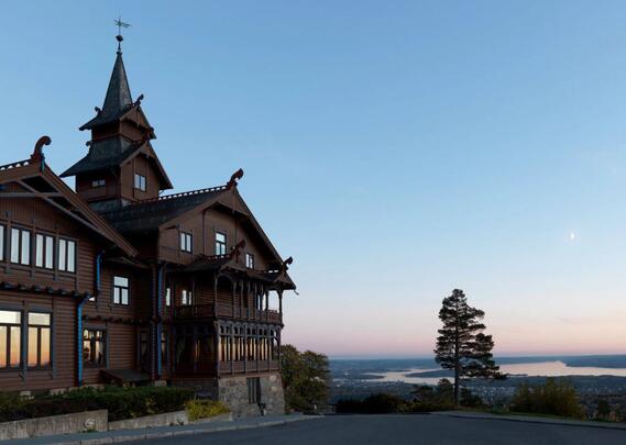 Holmenkollen Park Hotel