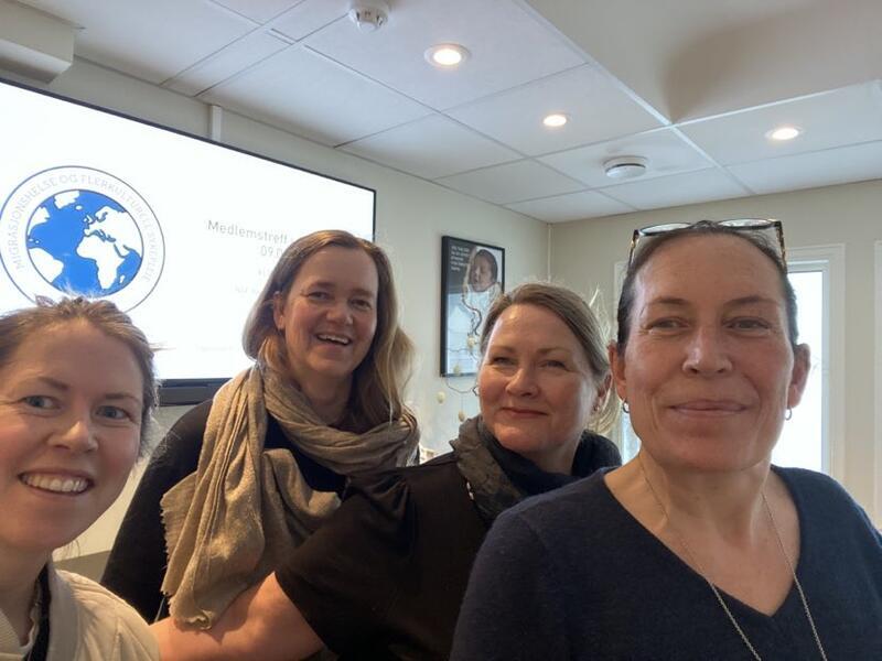 Engasjerte kvartett i Stavanger, fra venstre Grethe Hadland, Tone Hjelm, Anja Nordås og leder av faggruppen Ragnhild Storstein Spilker