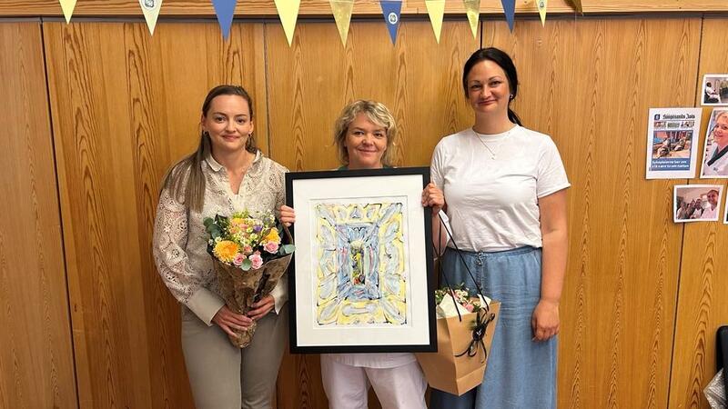 Årets sykepleier sammen med kolleger ved Karmøy legevakt